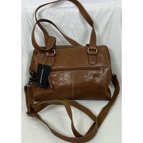 Spikes & Sparrows Handbags - Spikes & Sparrow Handbag Crossbody 100% Leather Camel NEW (scuffs)